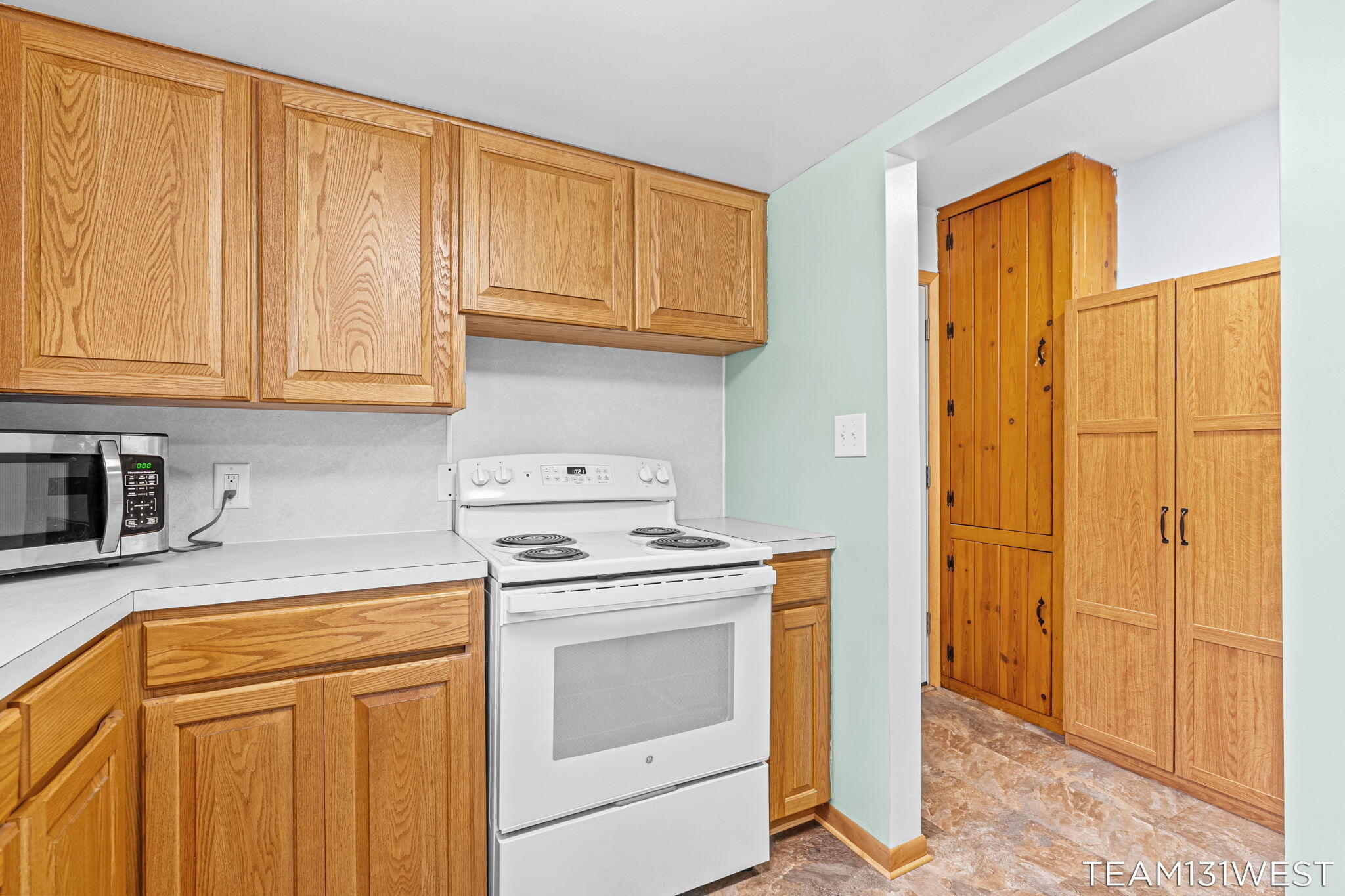 754 Riley Street Holland MI 49424
