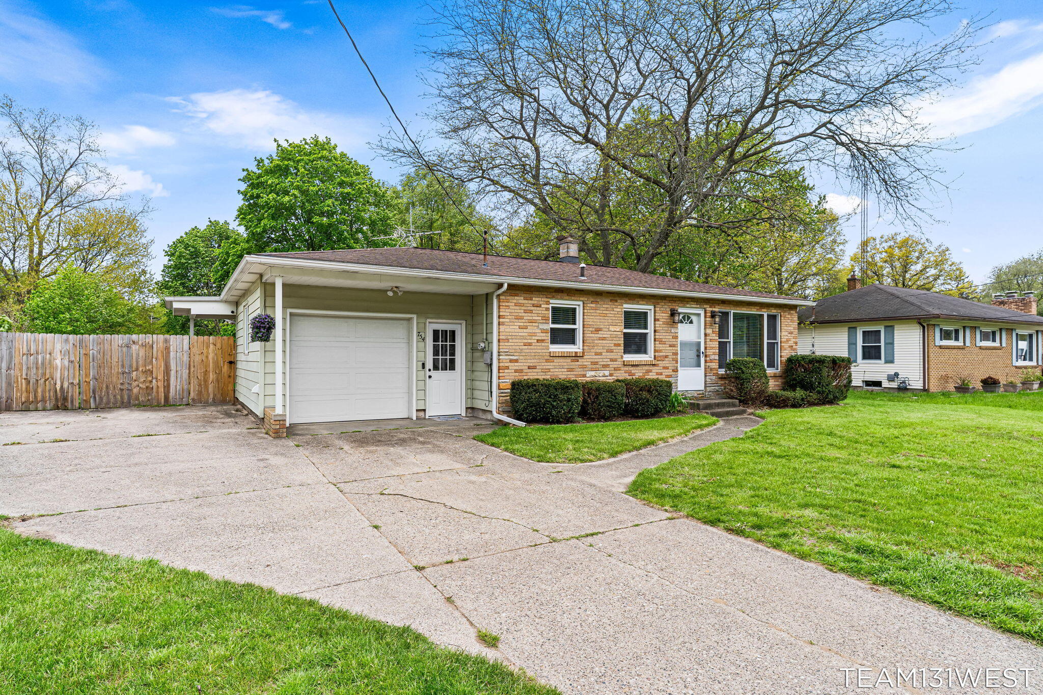754 Riley Street Holland MI 49424