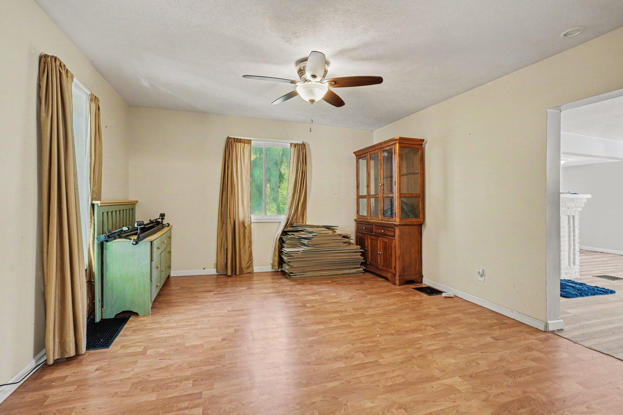 2379 Dumont Lake Road Allegan MI 49010