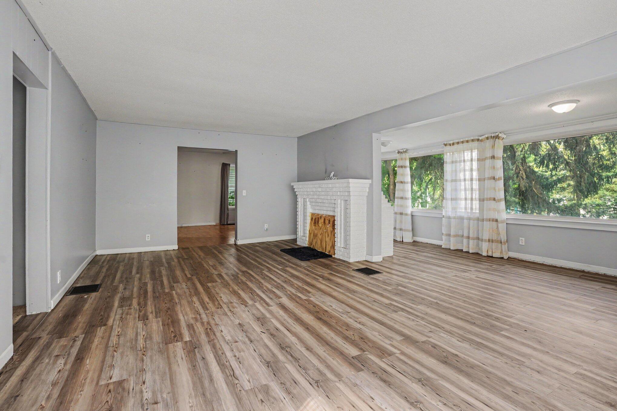 2379 Dumont Lake Road Allegan MI 49010