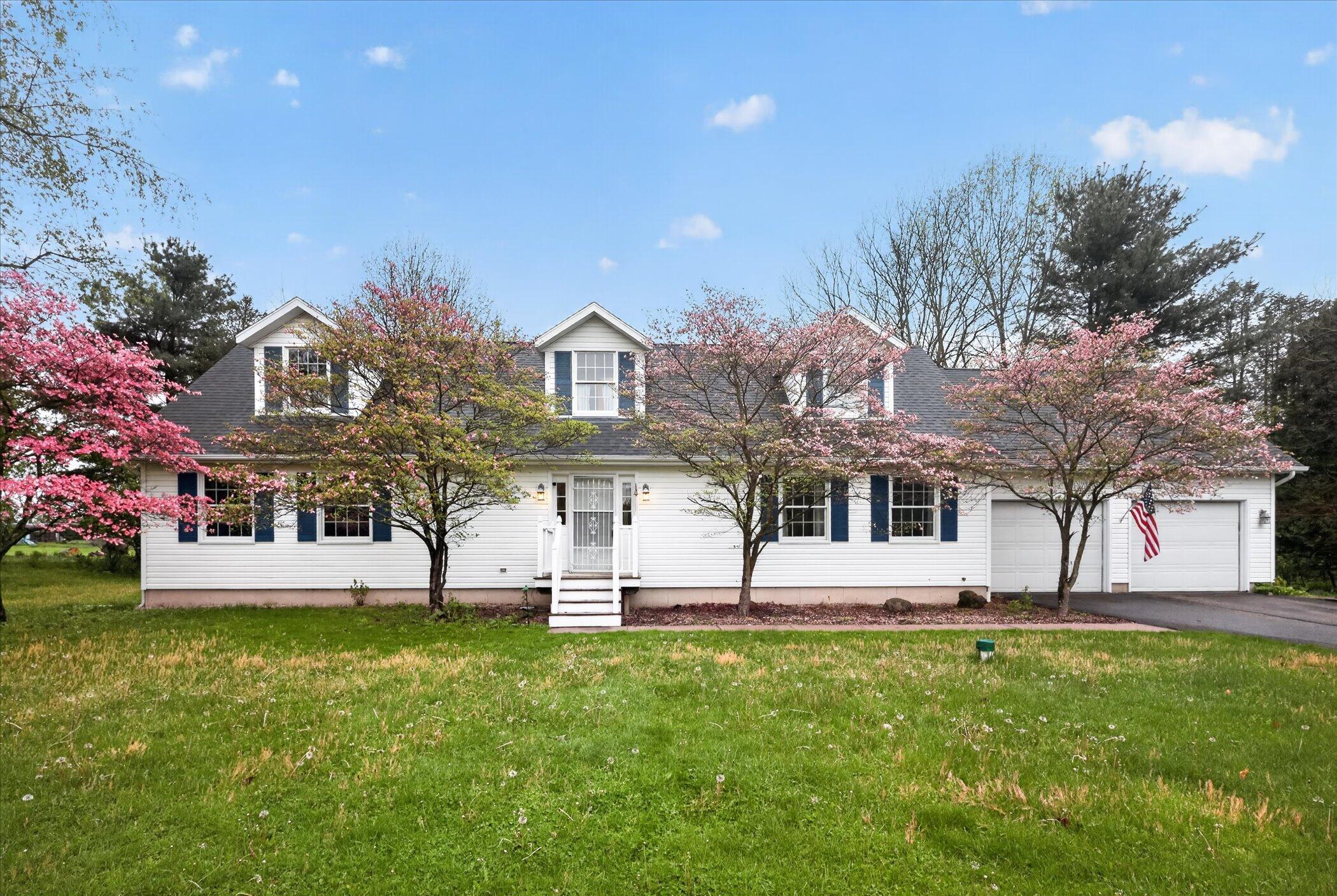 29847 Middle Crossing Road Dowagiac MI 49047