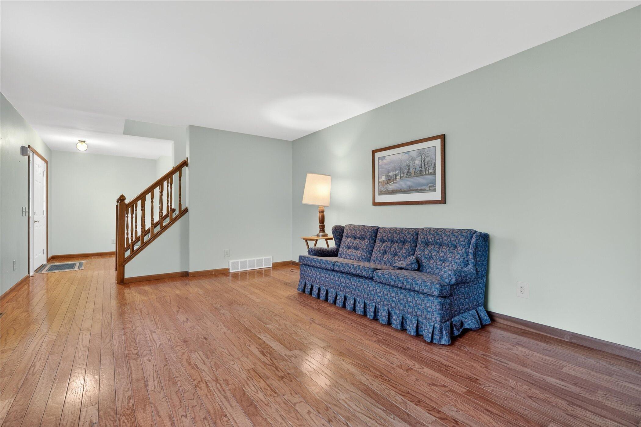 29847 Middle Crossing Road Dowagiac MI 49047