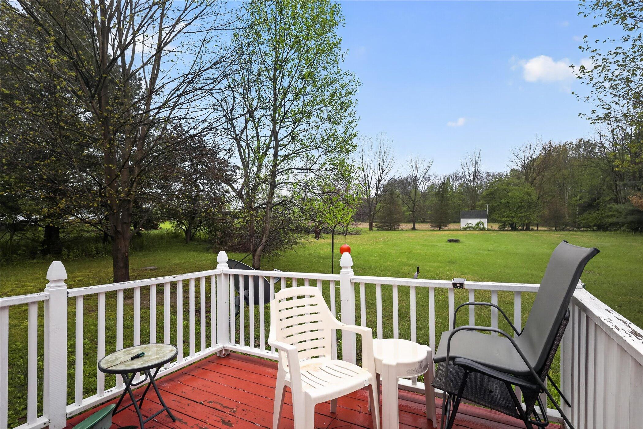 29847 Middle Crossing Road Dowagiac MI 49047