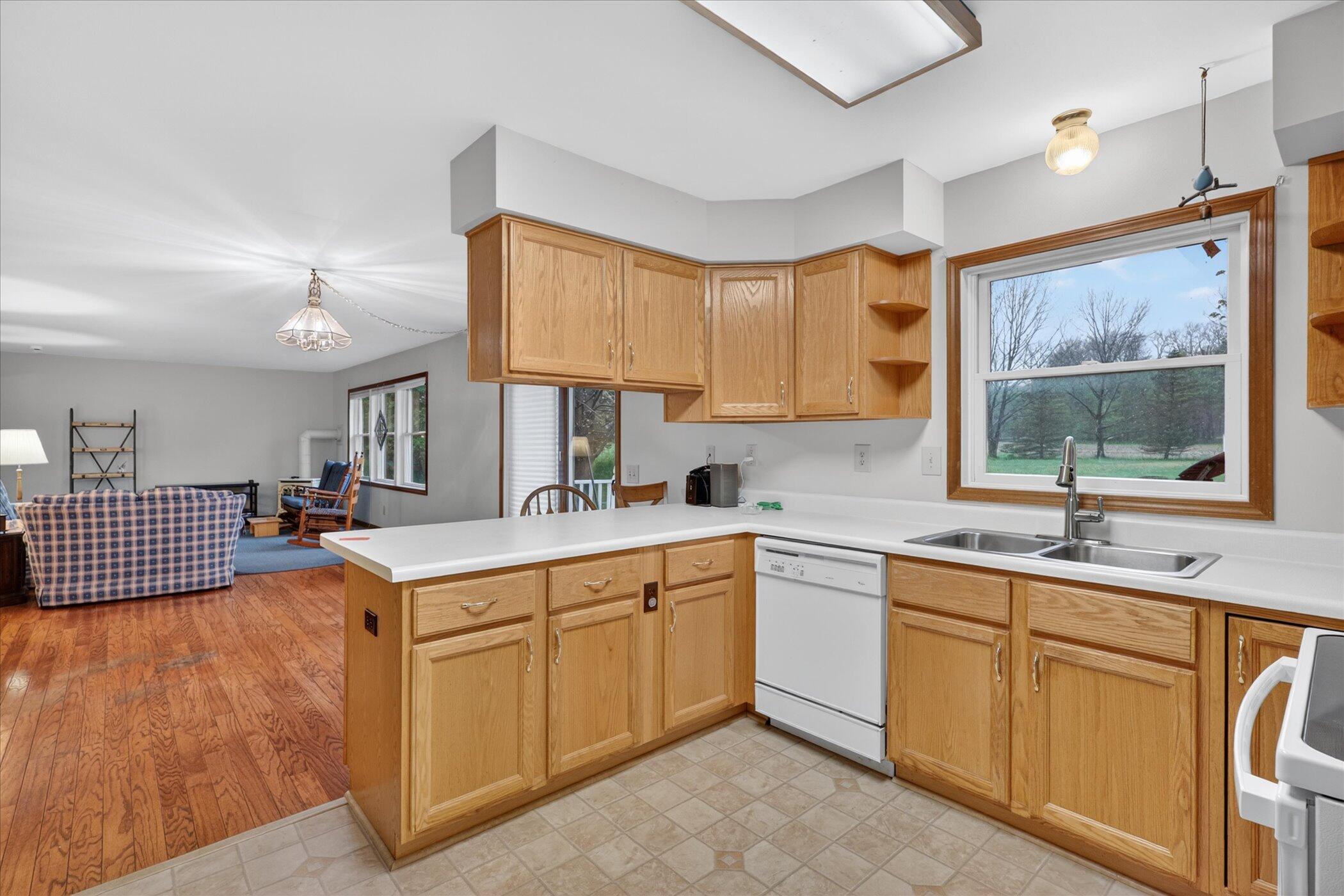 29847 Middle Crossing Road Dowagiac MI 49047