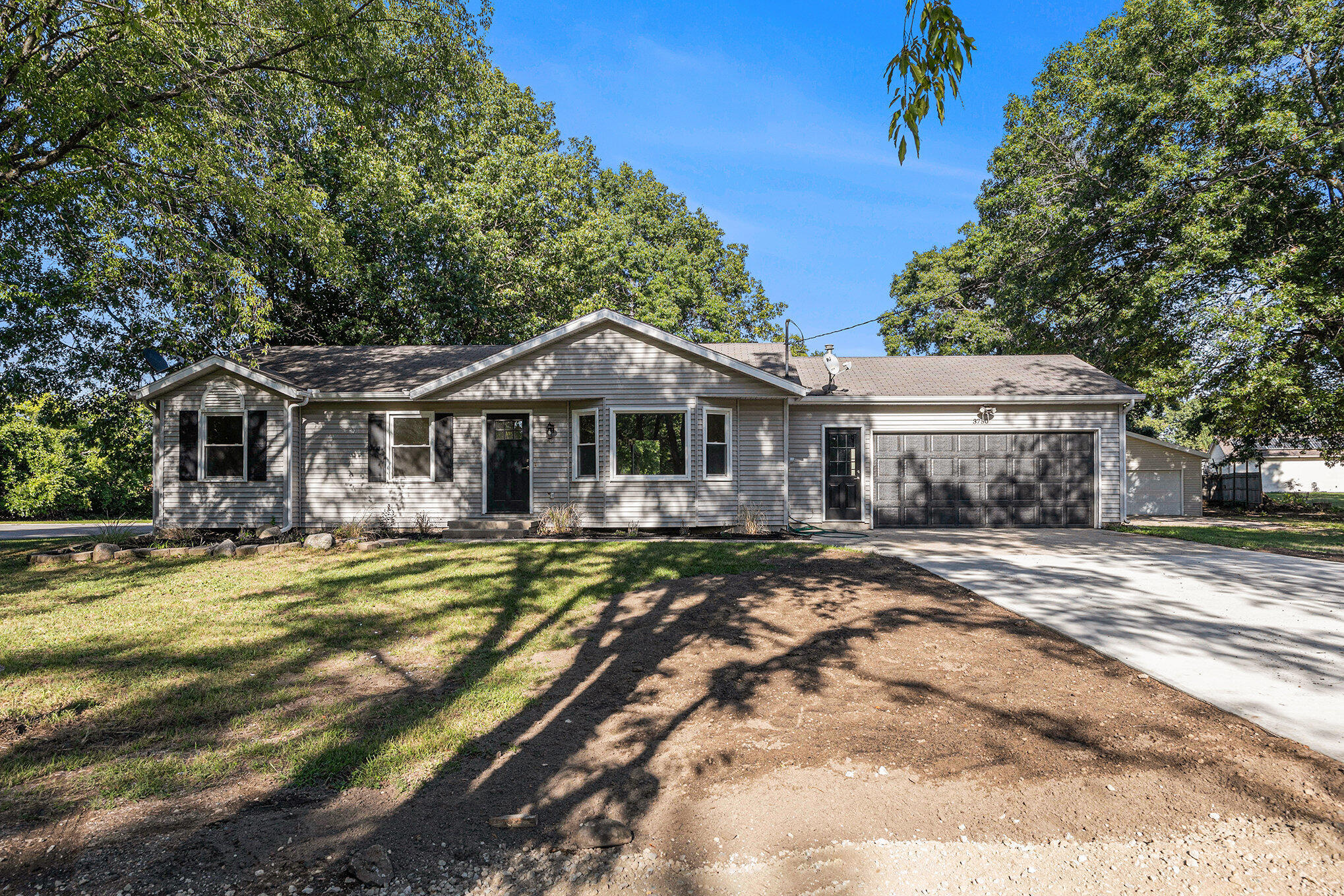 3750 Benjamin Avenue NE Grand Rapids MI 49525