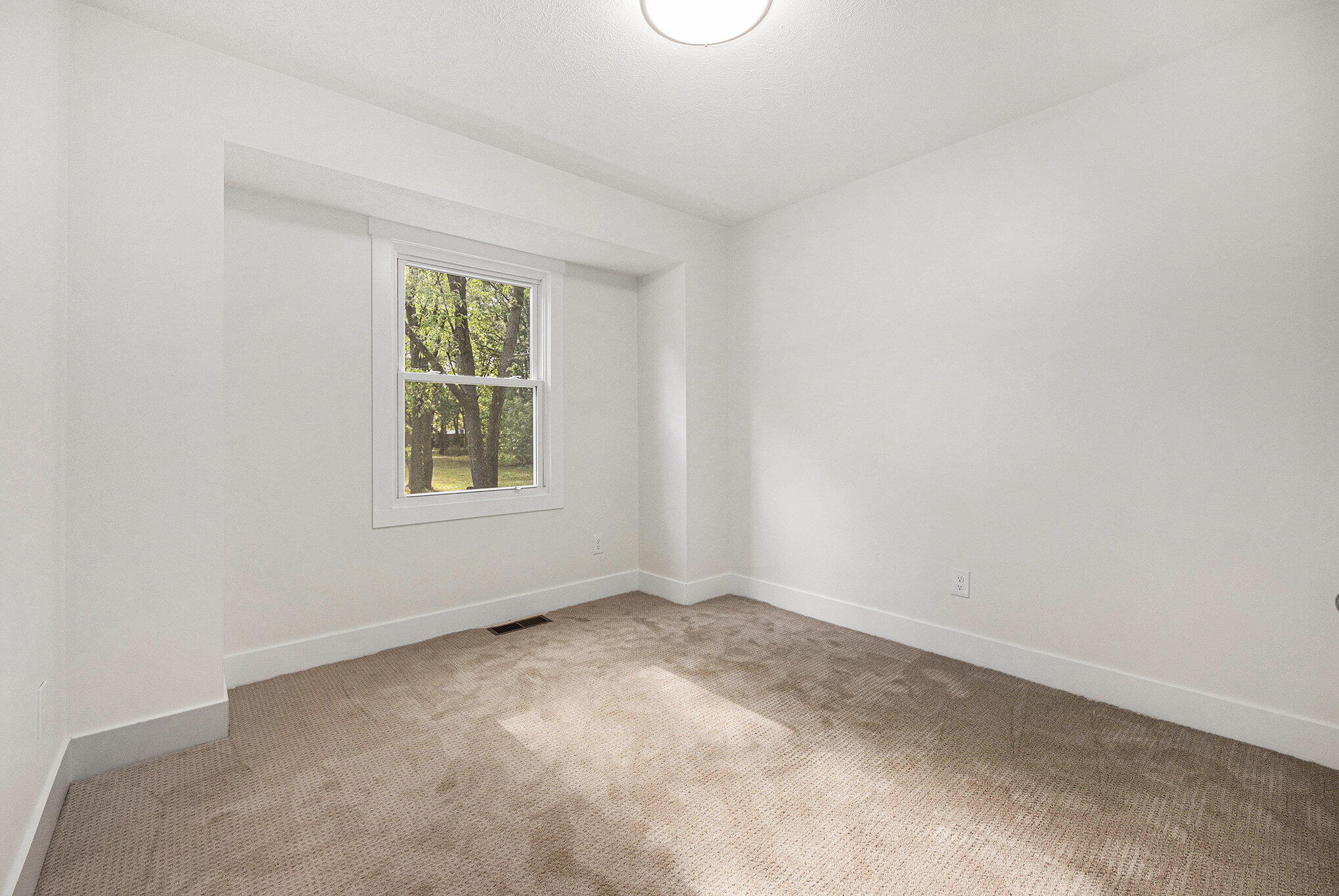 3750 Benjamin Avenue NE Grand Rapids MI 49525