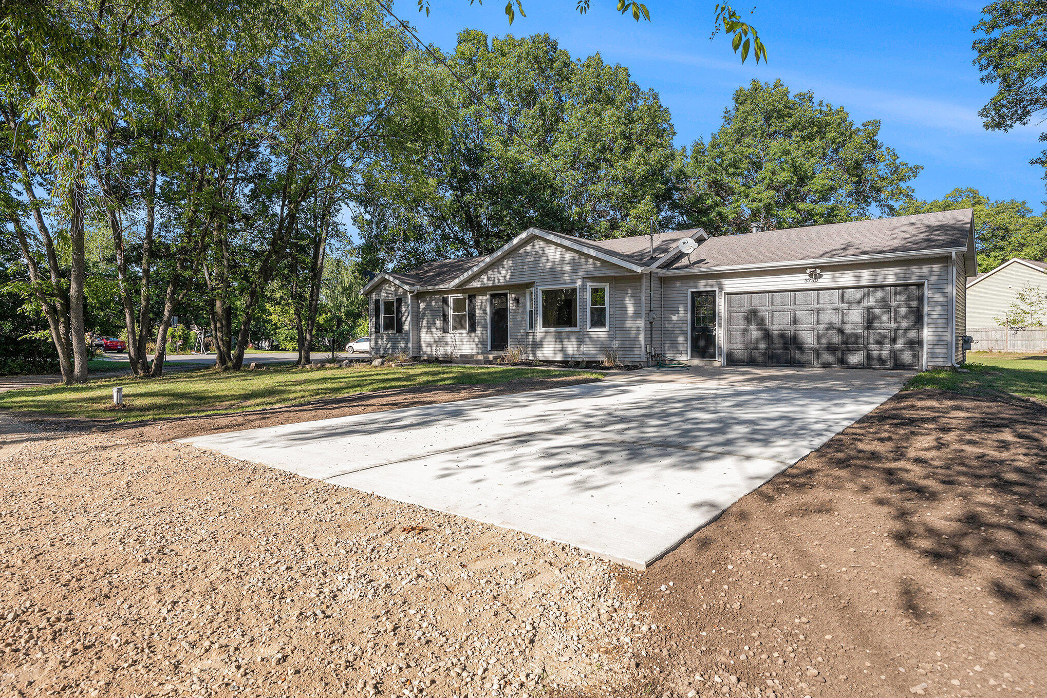 3750 Benjamin Avenue NE Grand Rapids MI 49525