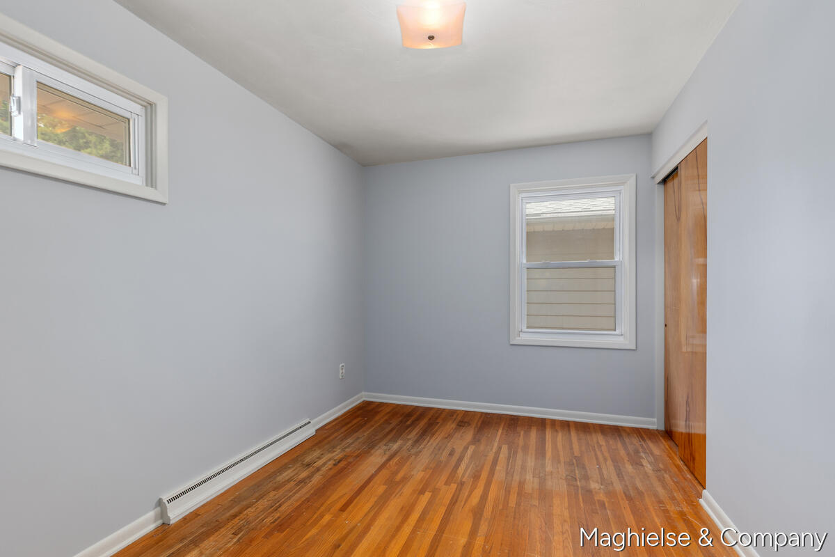 4431 Burgis Avenue SE Grand Rapids MI 49508