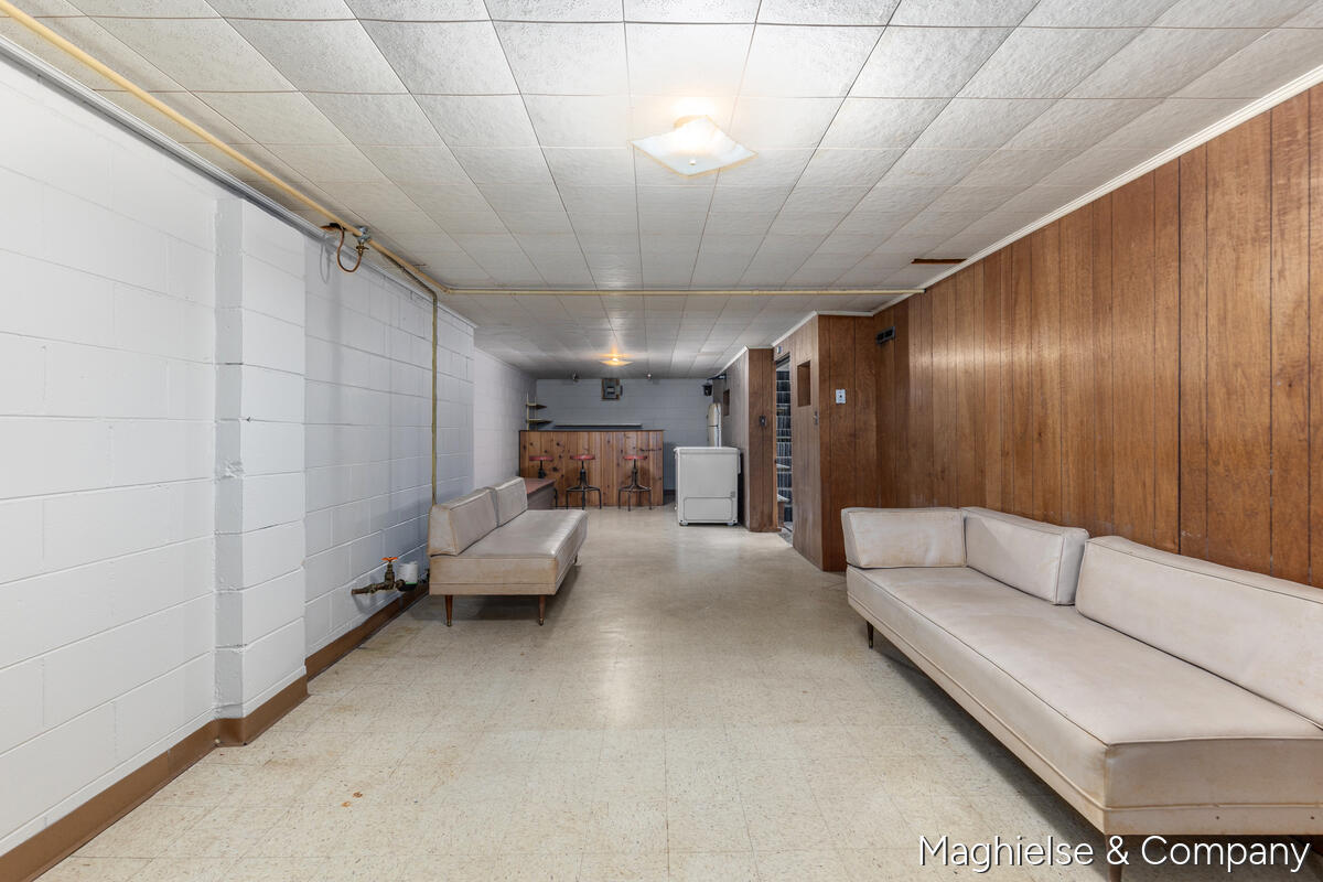 4431 Burgis Avenue SE Grand Rapids MI 49508