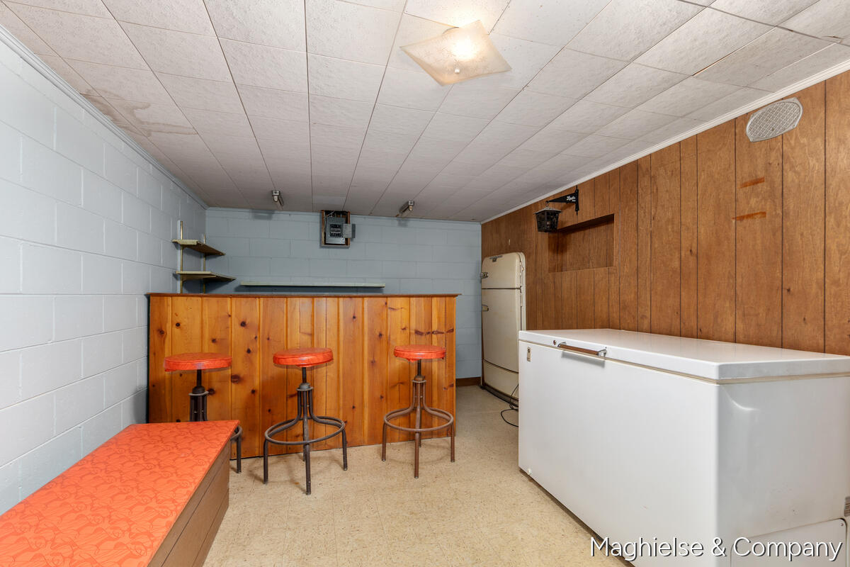 4431 Burgis Avenue SE Grand Rapids MI 49508