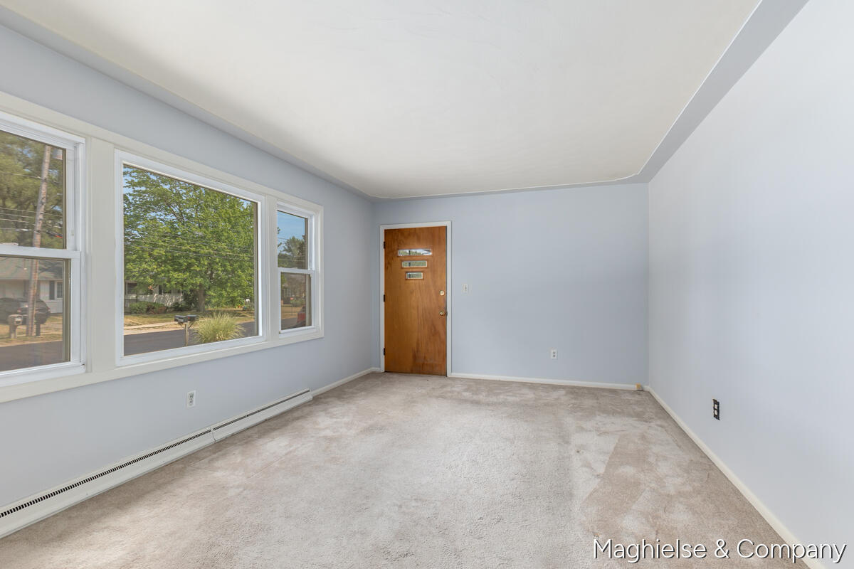 4431 Burgis Avenue SE Grand Rapids MI 49508