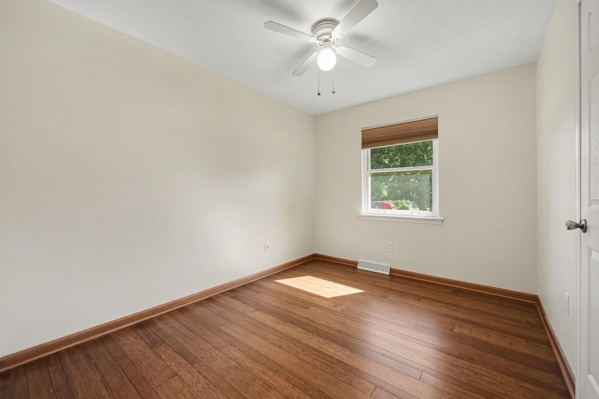 3461 Auburn Avenue NE Grand Rapids MI 49525
