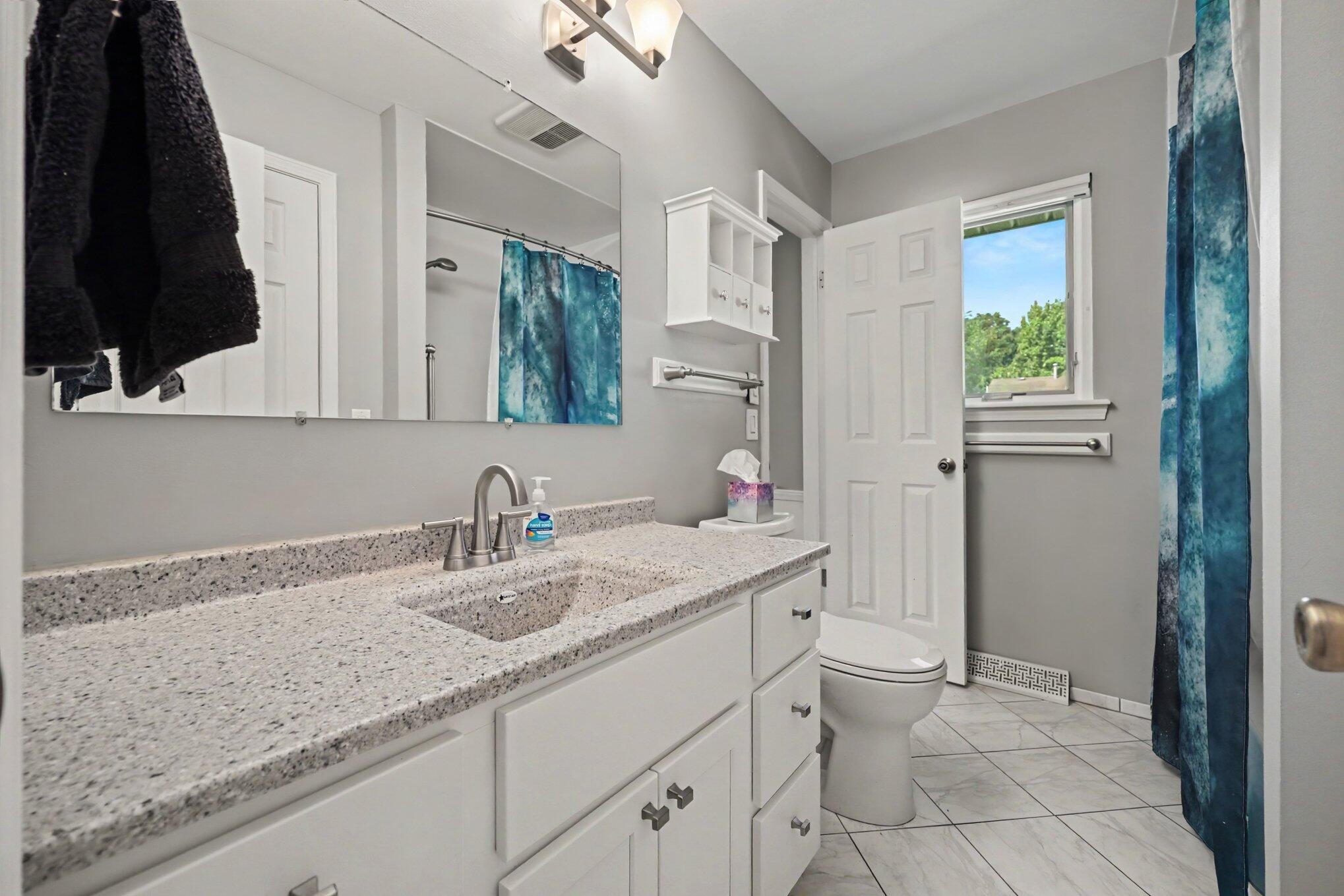 3461 Auburn Avenue NE Grand Rapids MI 49525
