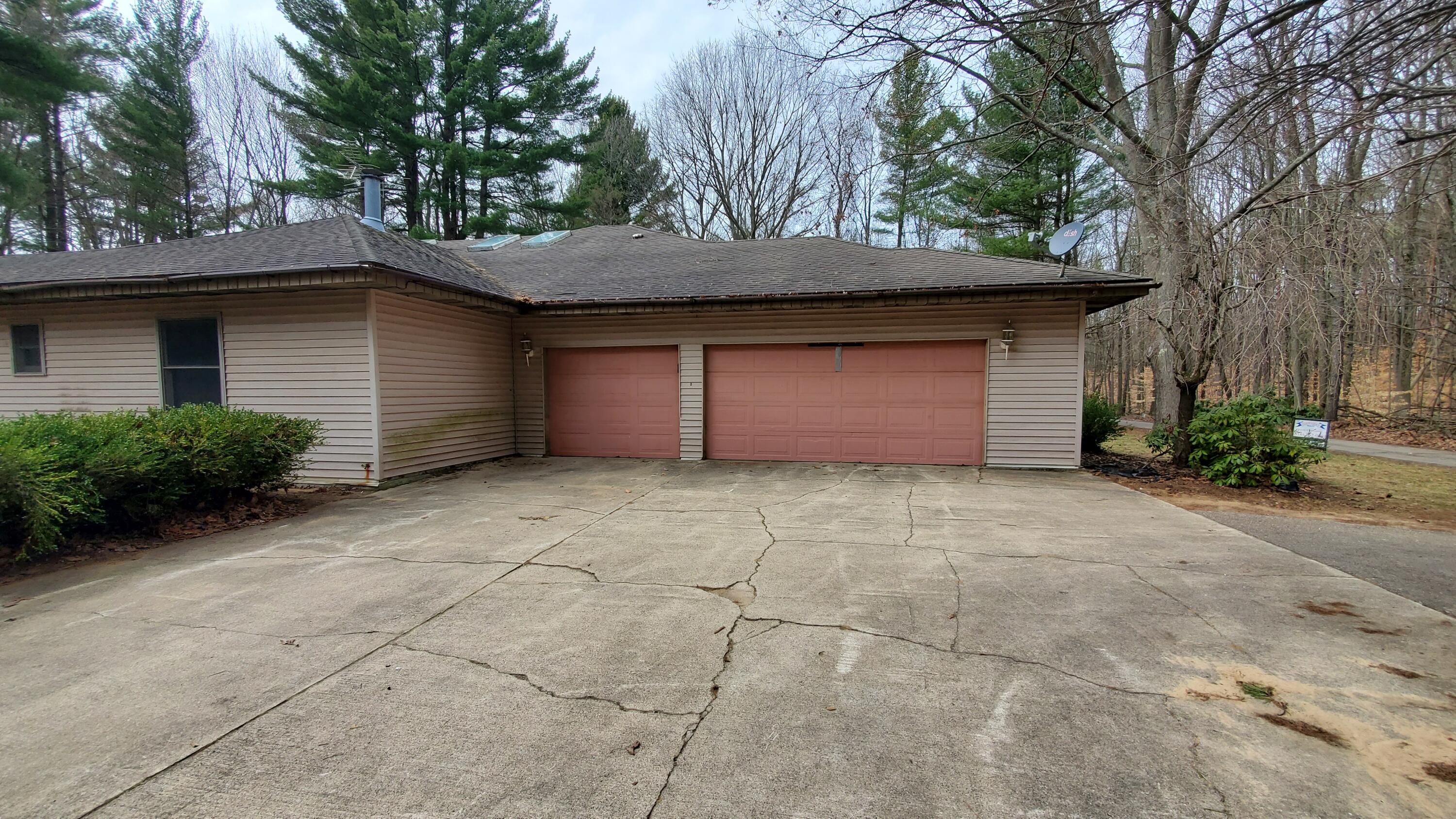 2833 58th Street Fennville MI 49408