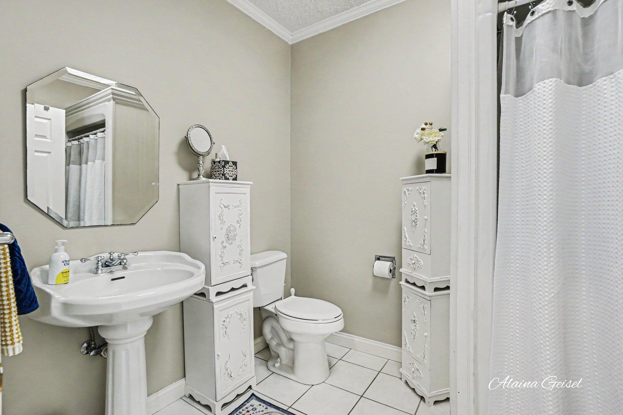 385 Marquette Avenue Holland MI 49424