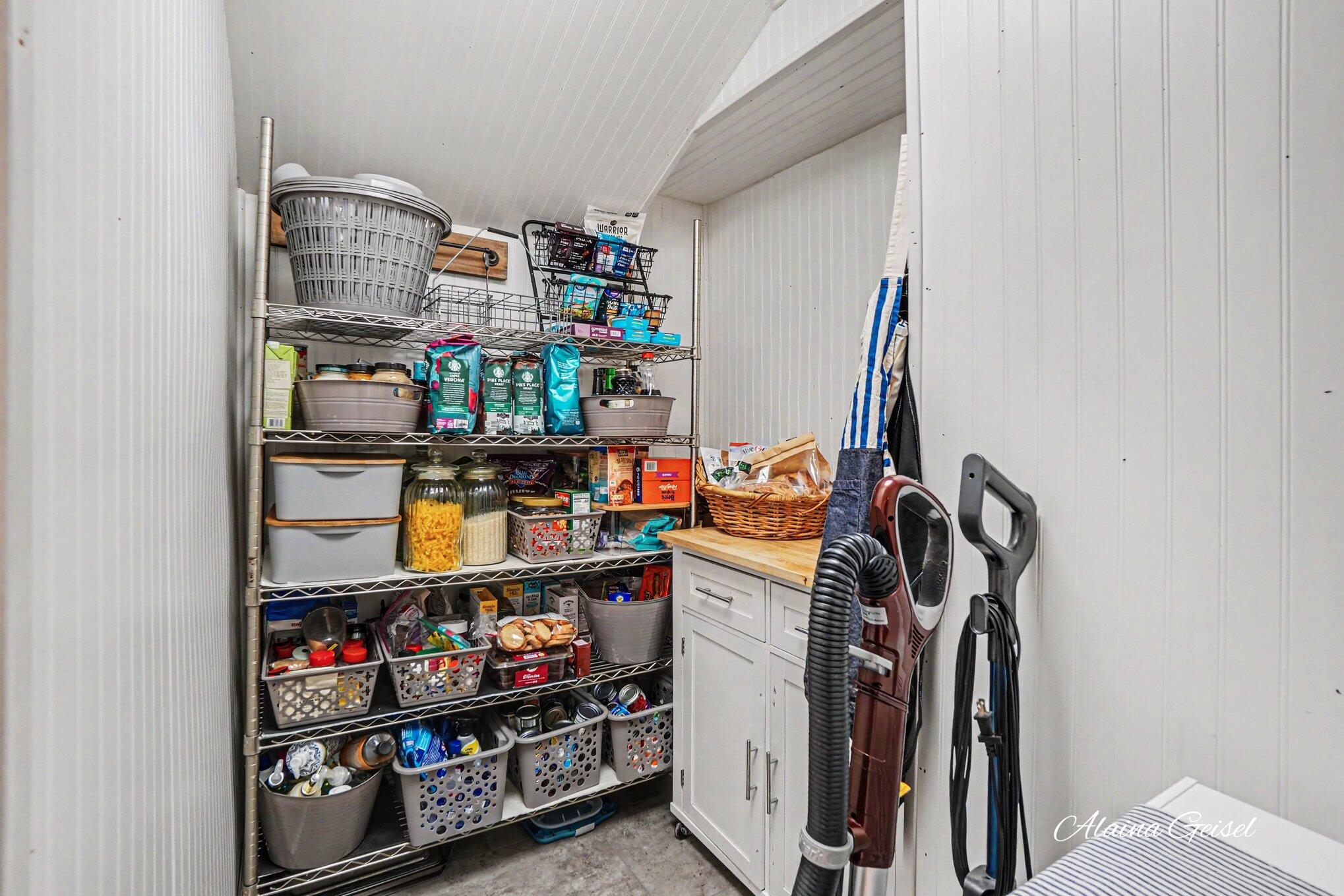 385 Marquette Avenue Holland MI 49424