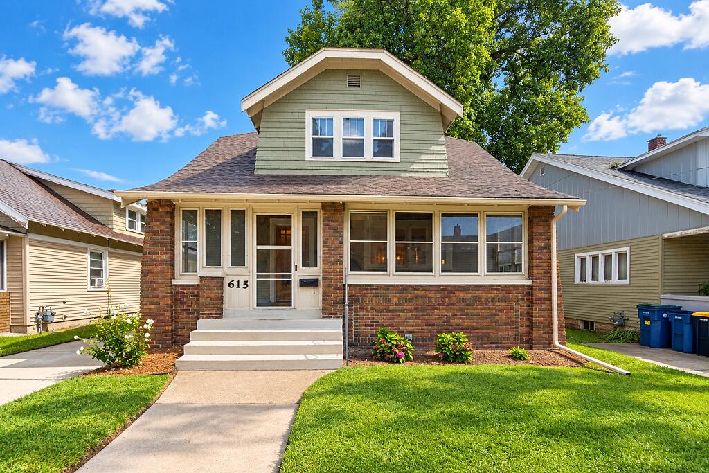 615 Diamond Avenue NE Grand Rapids MI 49503