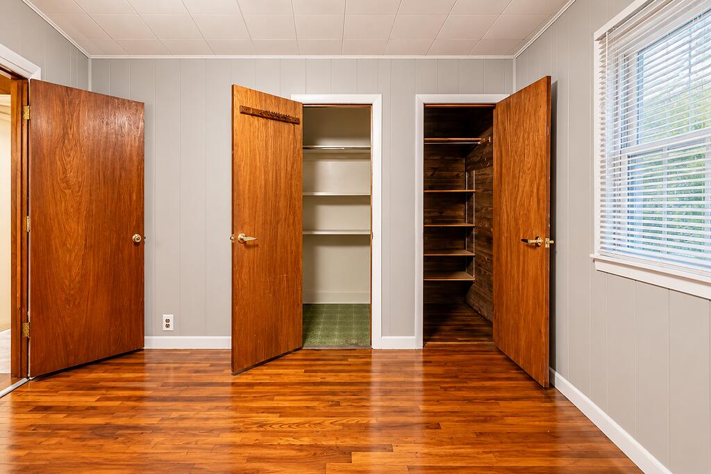615 Diamond Avenue NE Grand Rapids MI 49503