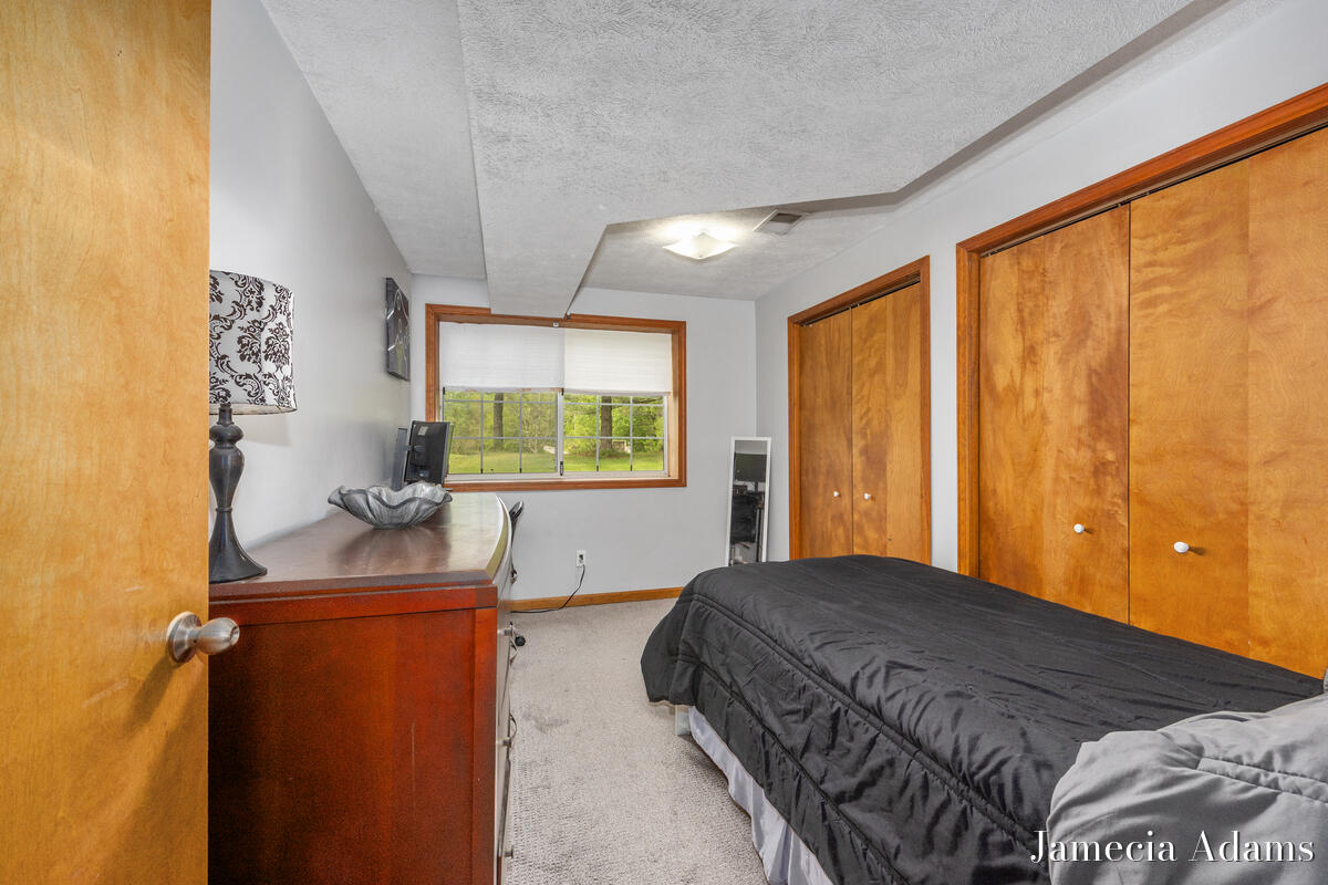 5204 Discovery Drive SE Grand Rapids MI 49508