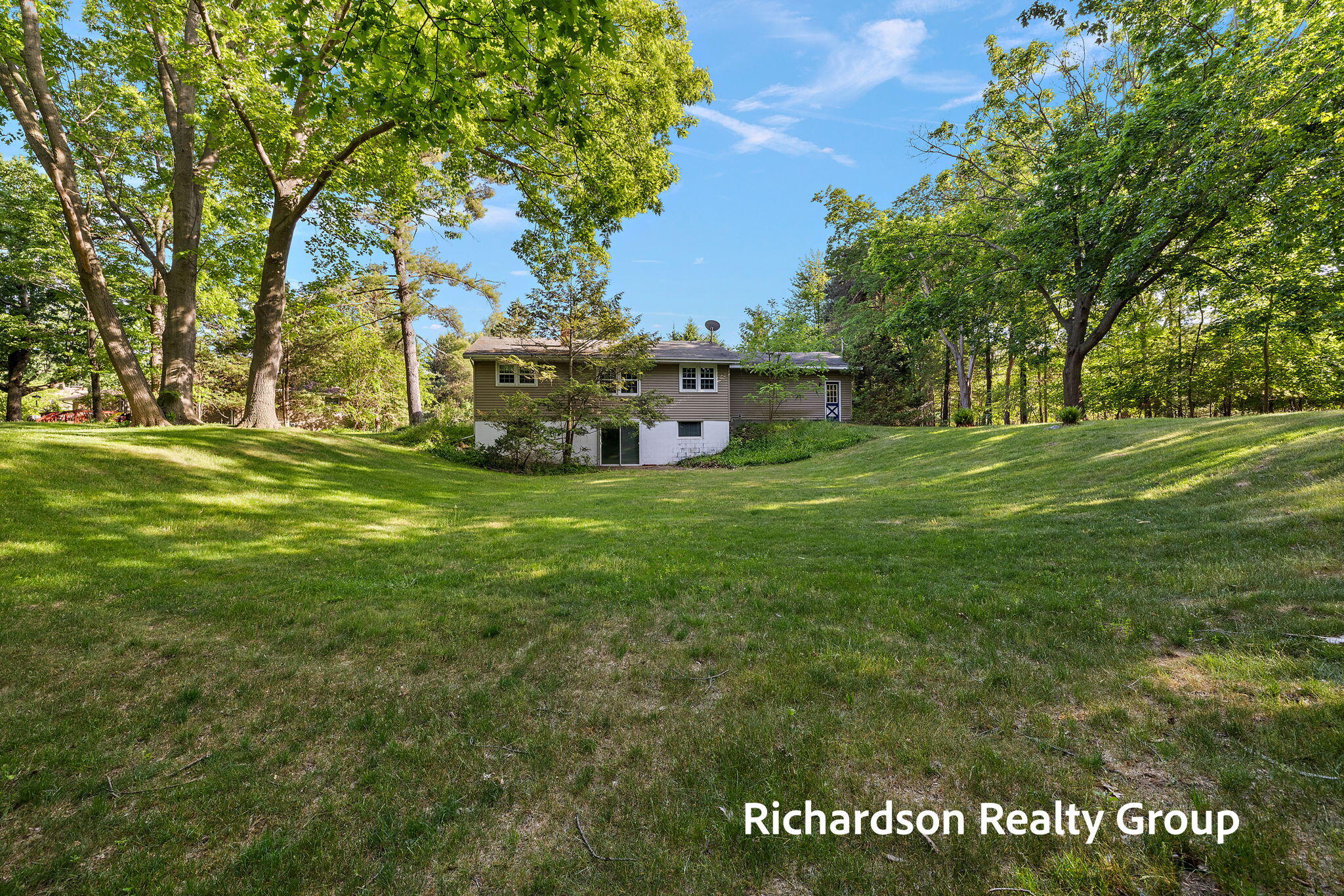 1630 Lee Avenue Muskegon MI 49444