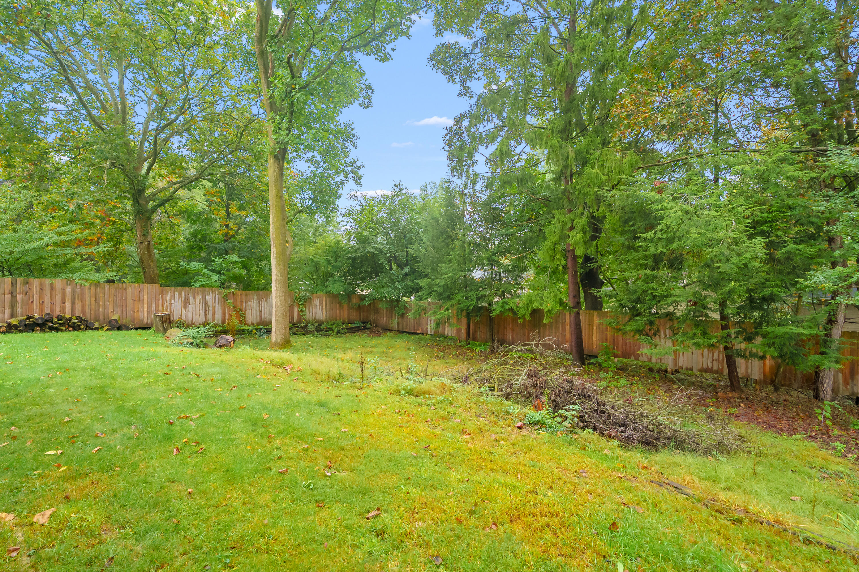 910 Farrell Avenue Kalamazoo MI 49006