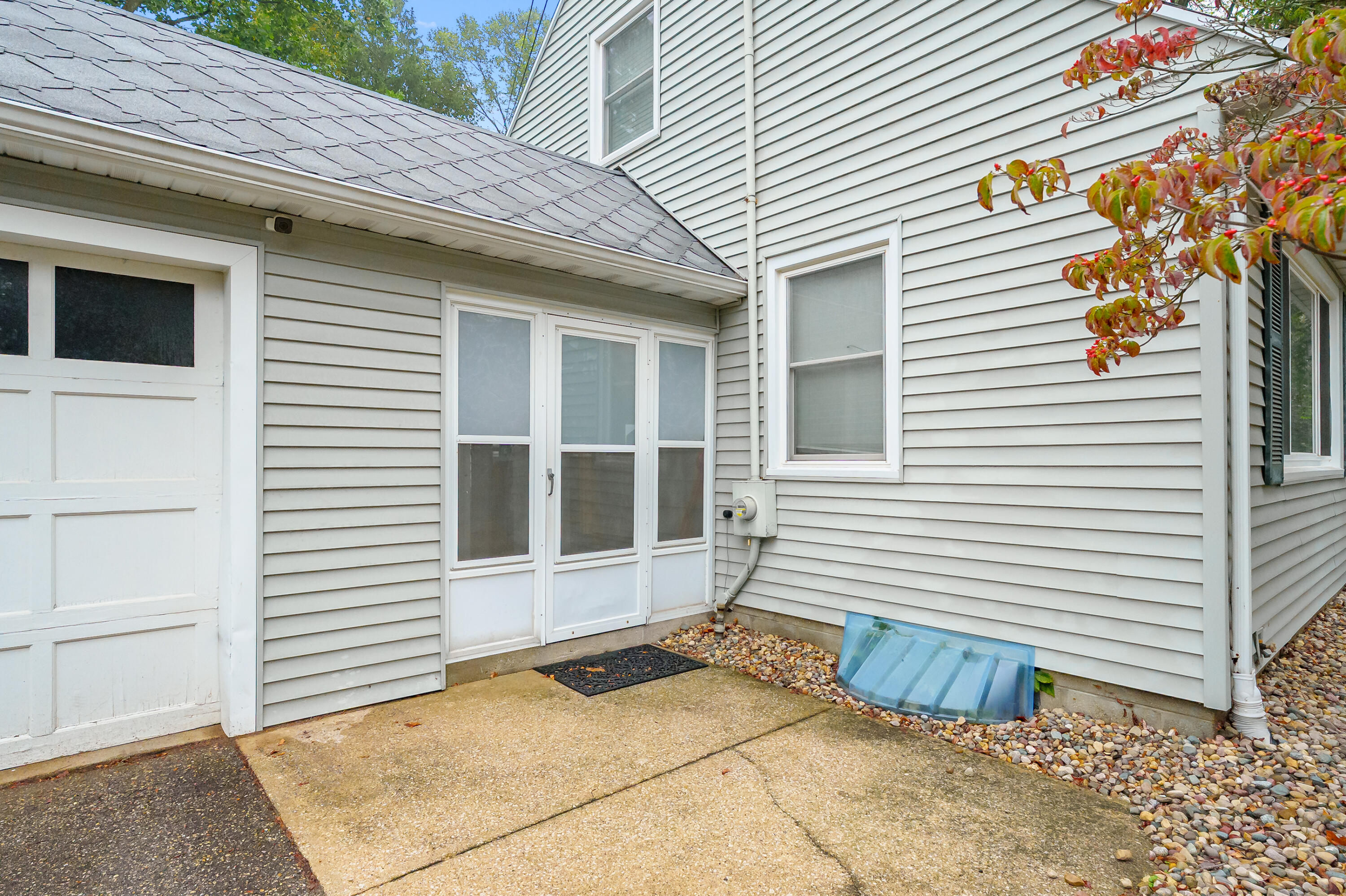 910 Farrell Avenue Kalamazoo MI 49006