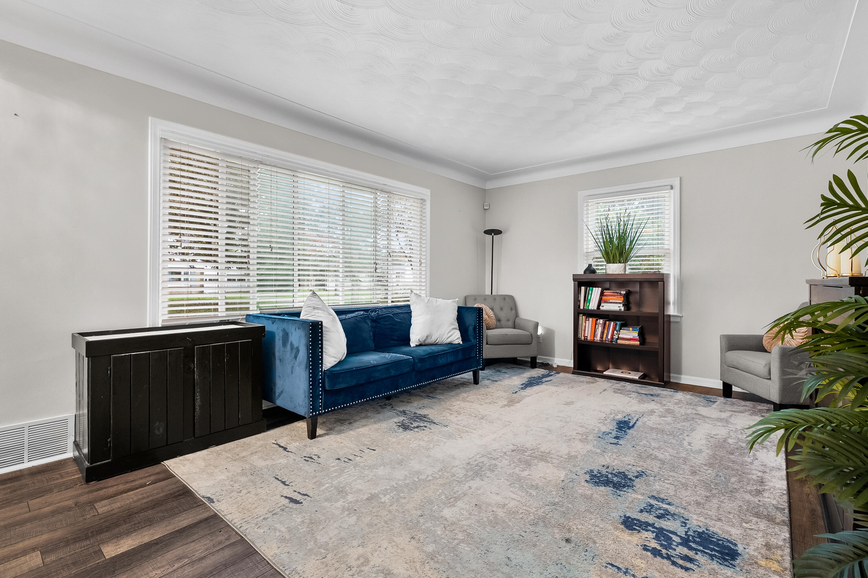 910 Farrell Avenue Kalamazoo MI 49006