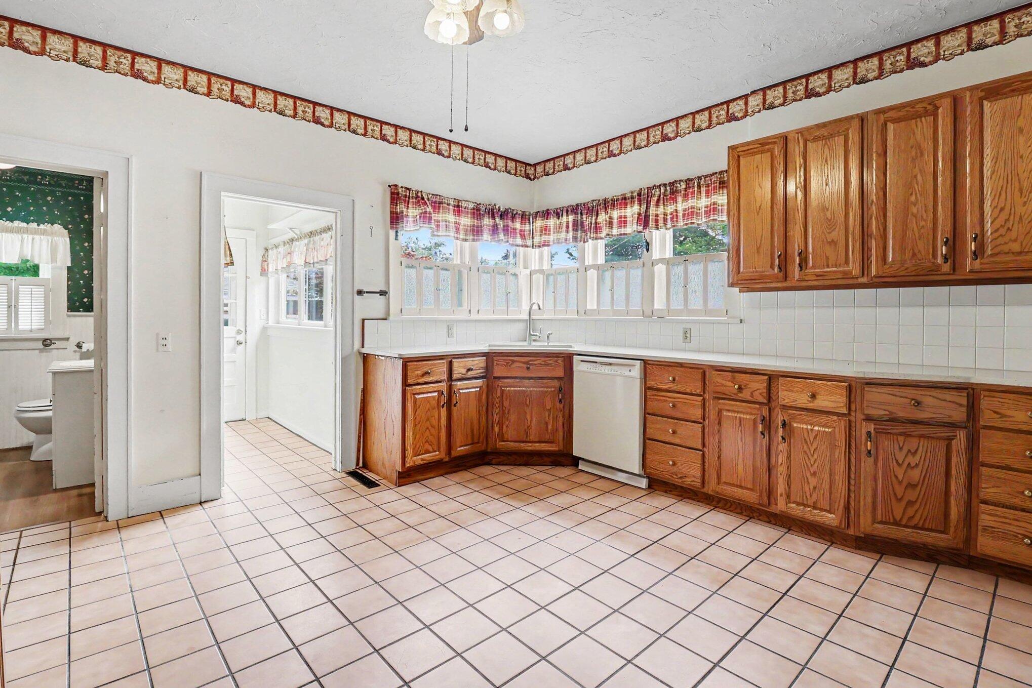311 N James Street Ludington MI 49431