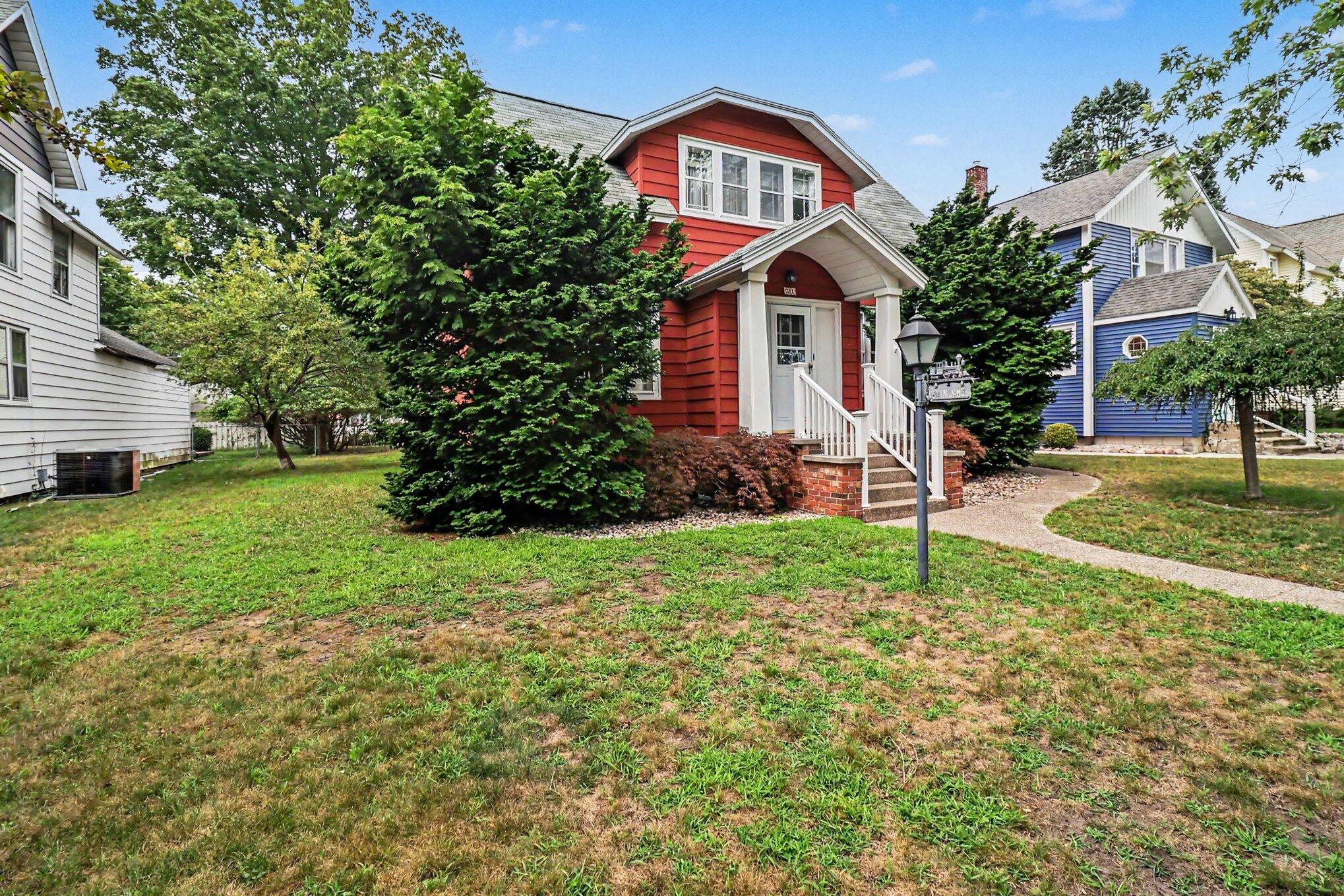 311 N James Street Ludington MI 49431