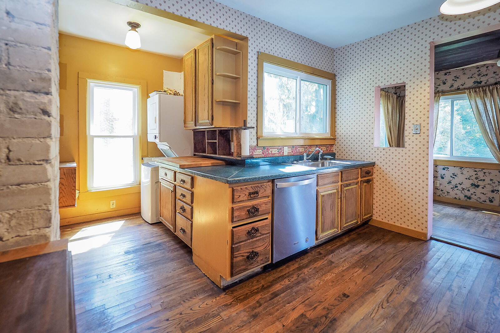 210 S Elm Street Three Oaks MI 49128