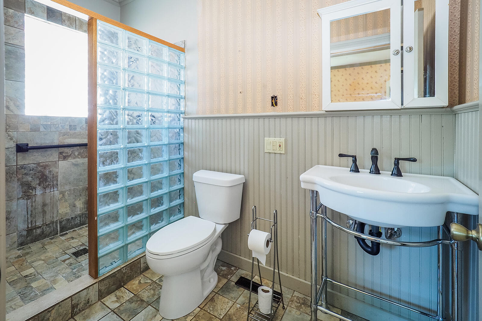 210 S Elm Street Three Oaks MI 49128