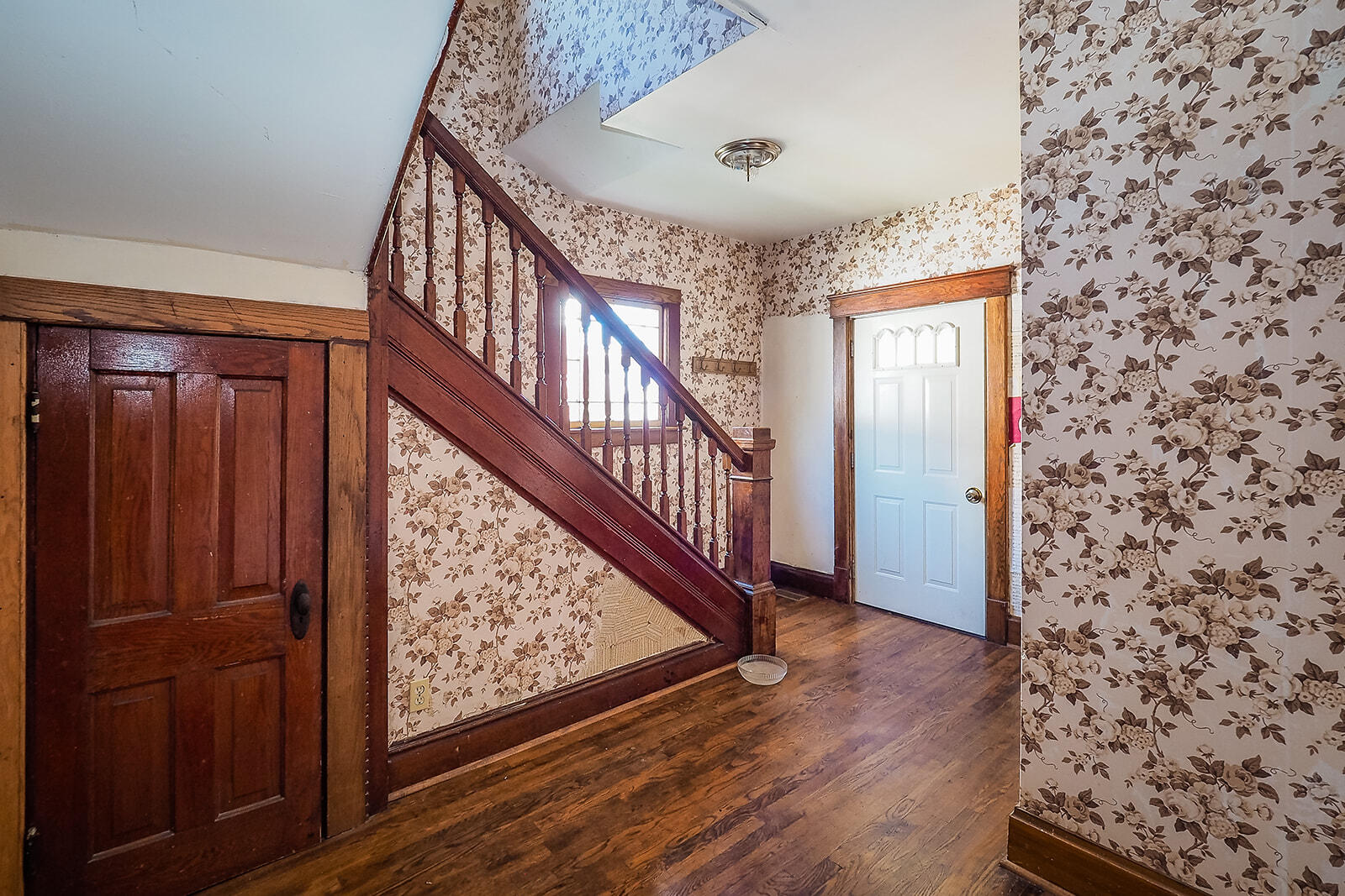 210 S Elm Street Three Oaks MI 49128