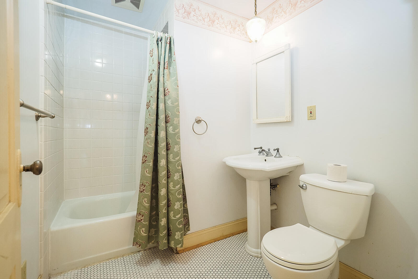 210 S Elm Street Three Oaks MI 49128