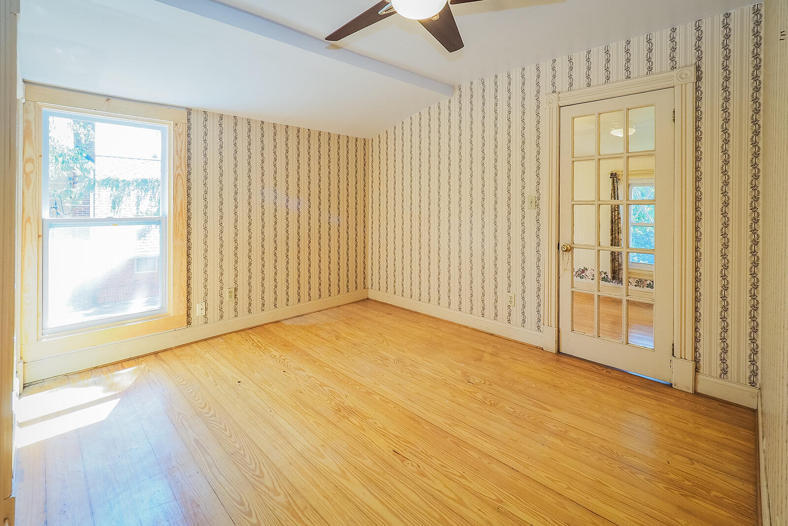 210 S Elm Street Three Oaks MI 49128