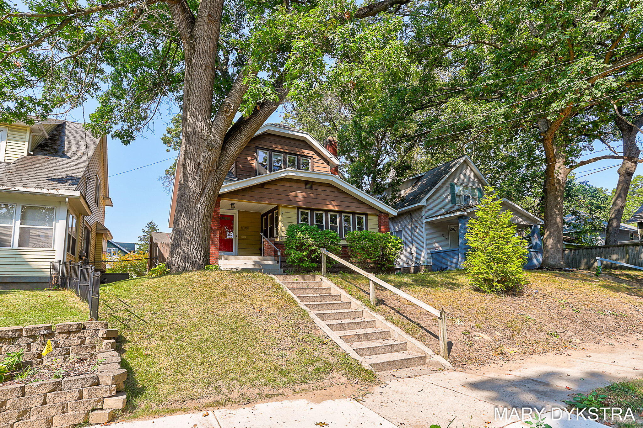 1019 Calvin Avenue SE Grand Rapids MI 49506