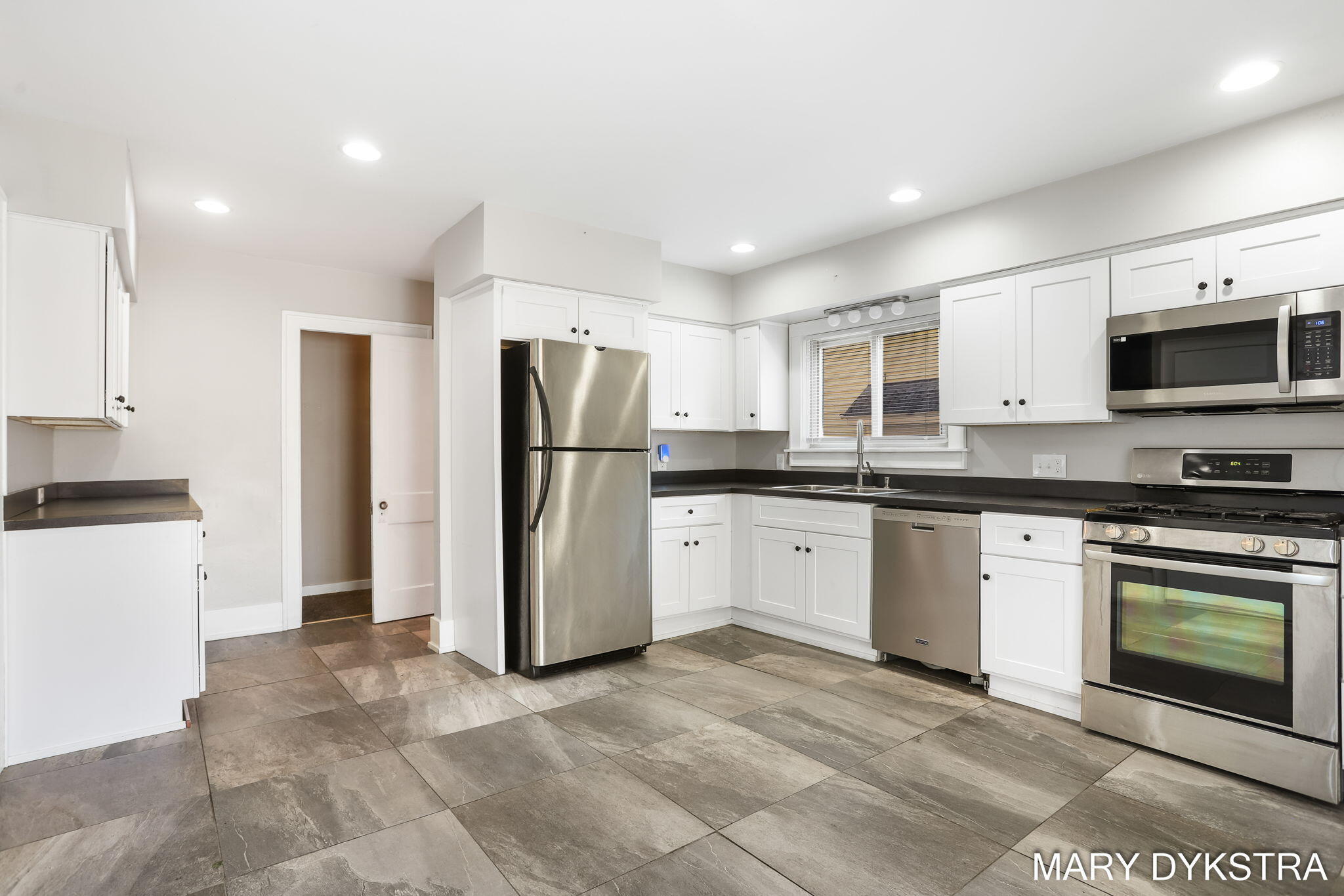 1019 Calvin Avenue SE Grand Rapids MI 49506