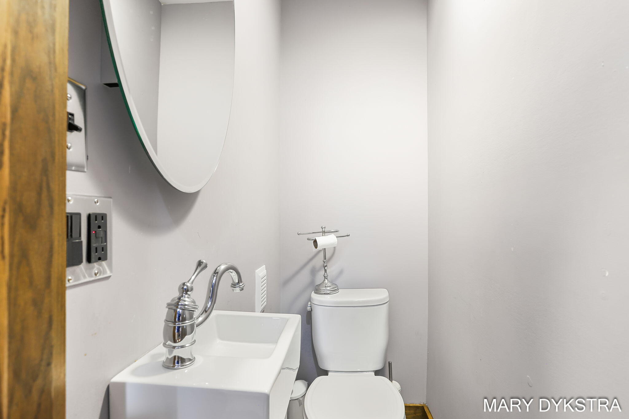 1019 Calvin Avenue SE Grand Rapids MI 49506