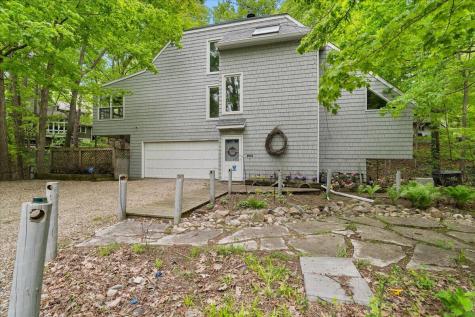604 Pine Lane Sawyer MI 49125