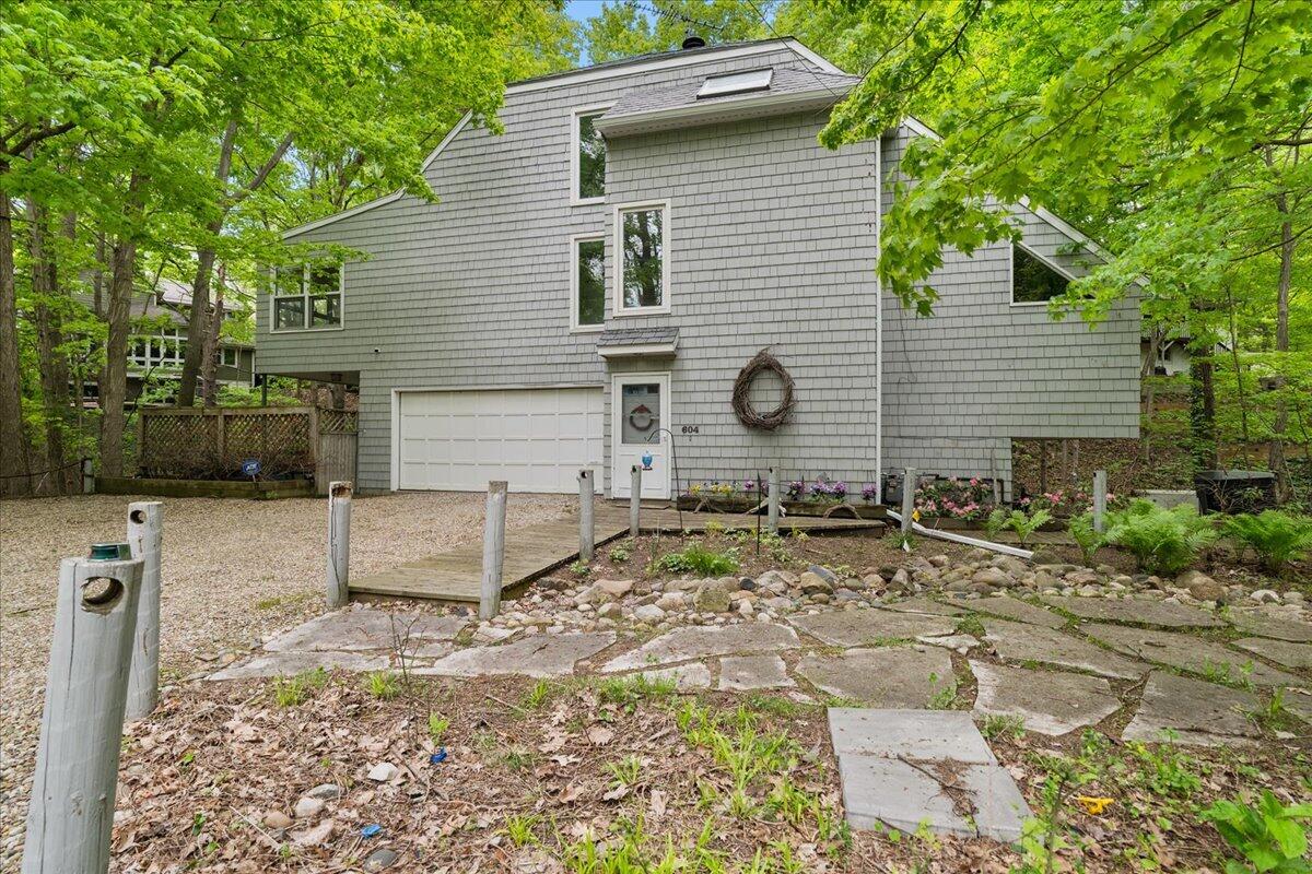 604 Pine Lane Sawyer MI 49125