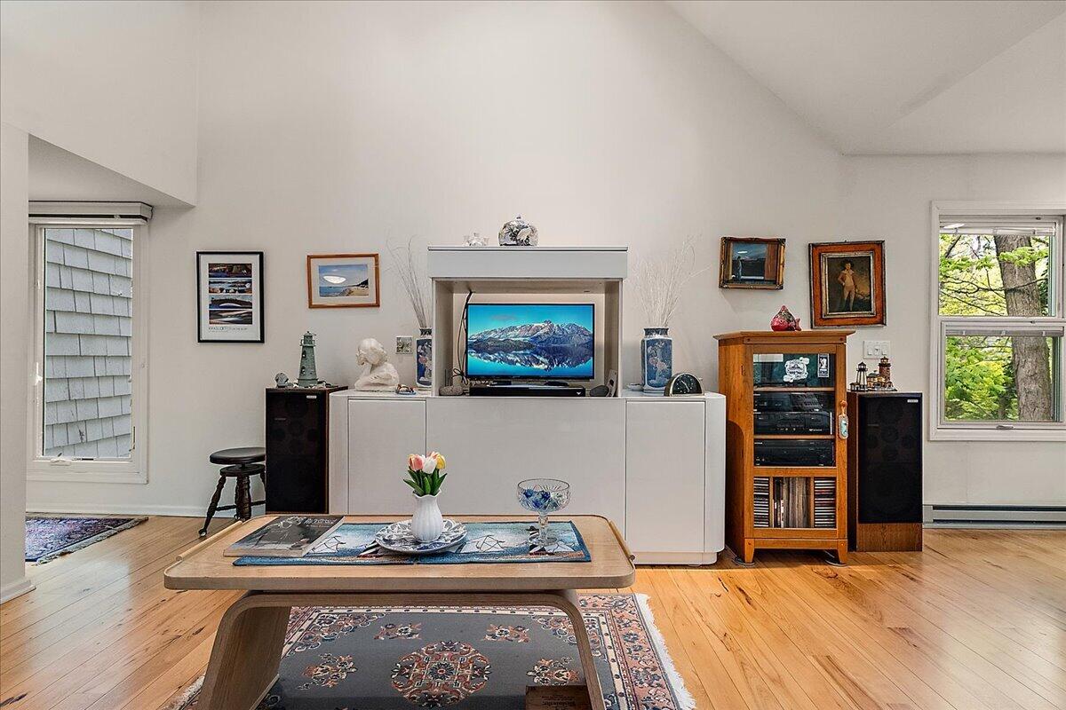 604 Pine Lane Sawyer MI 49125