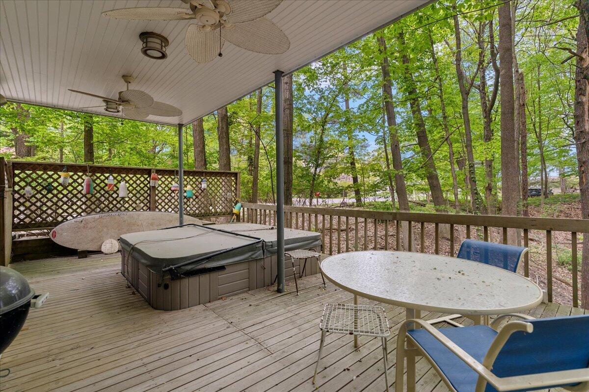 604 Pine Lane Sawyer MI 49125