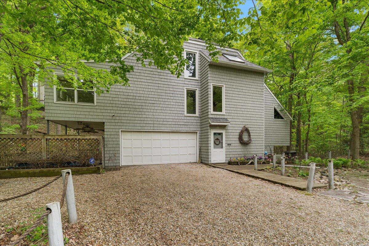 604 Pine Lane Sawyer MI 49125