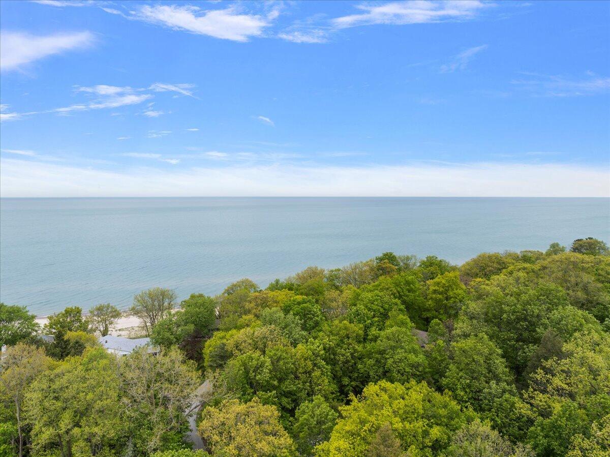 604 Pine Lane Sawyer MI 49125