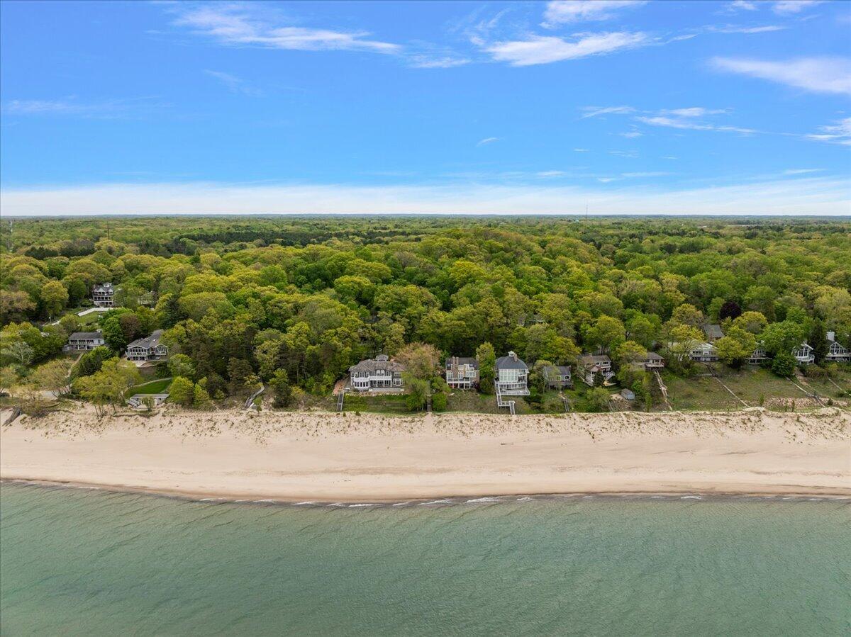 604 Pine Lane Sawyer MI 49125