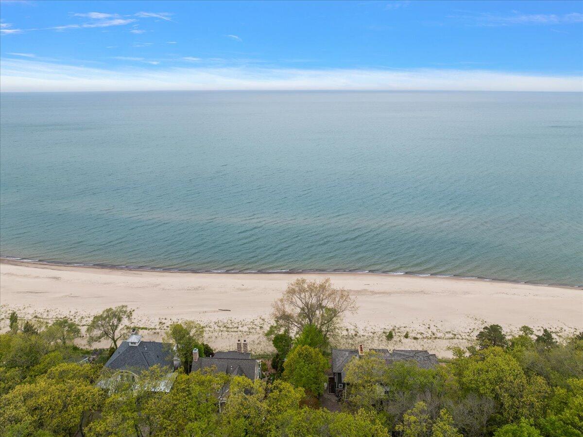 604 Pine Lane Sawyer MI 49125