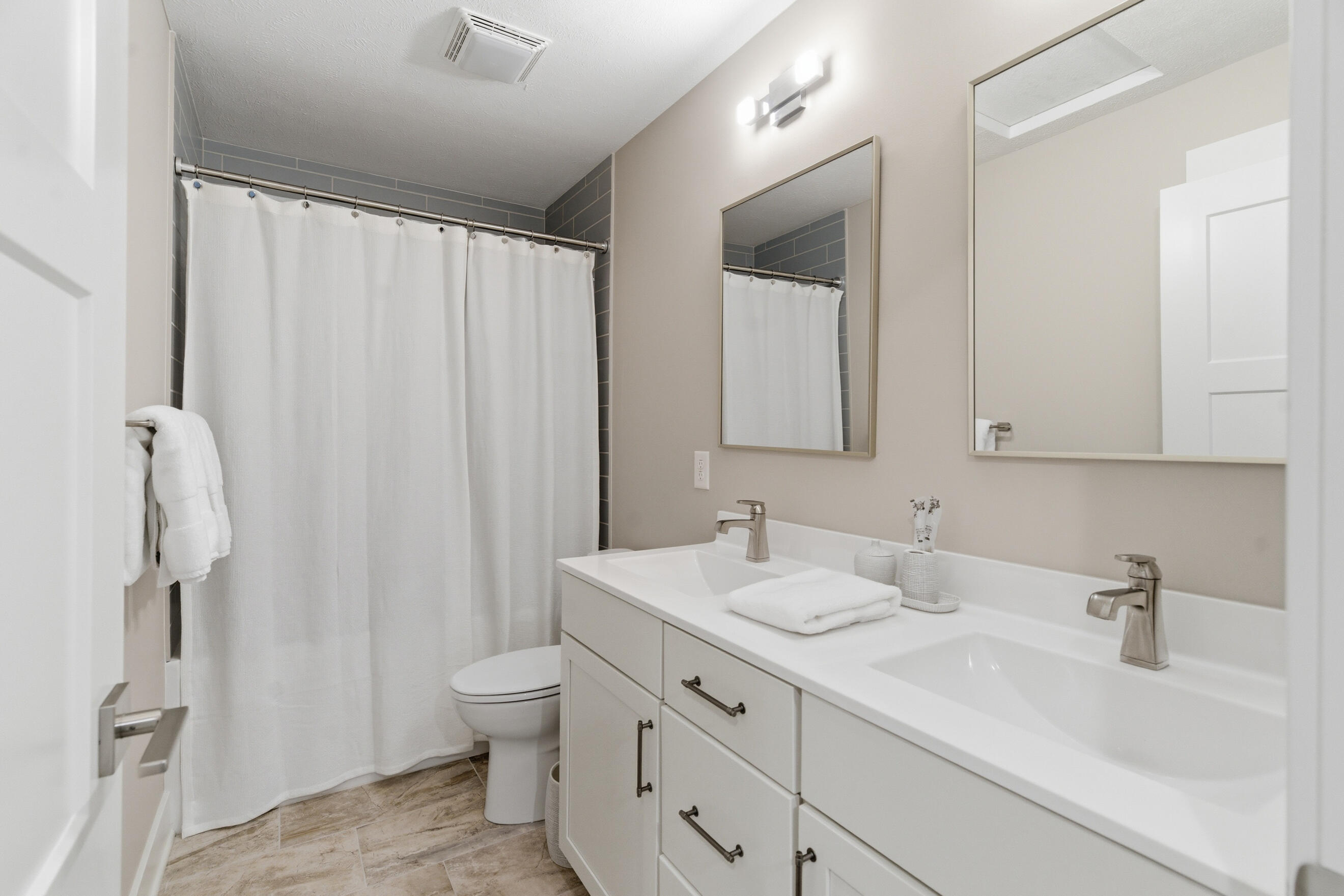 7746 Corners Cove Street Kalamazoo MI 49009