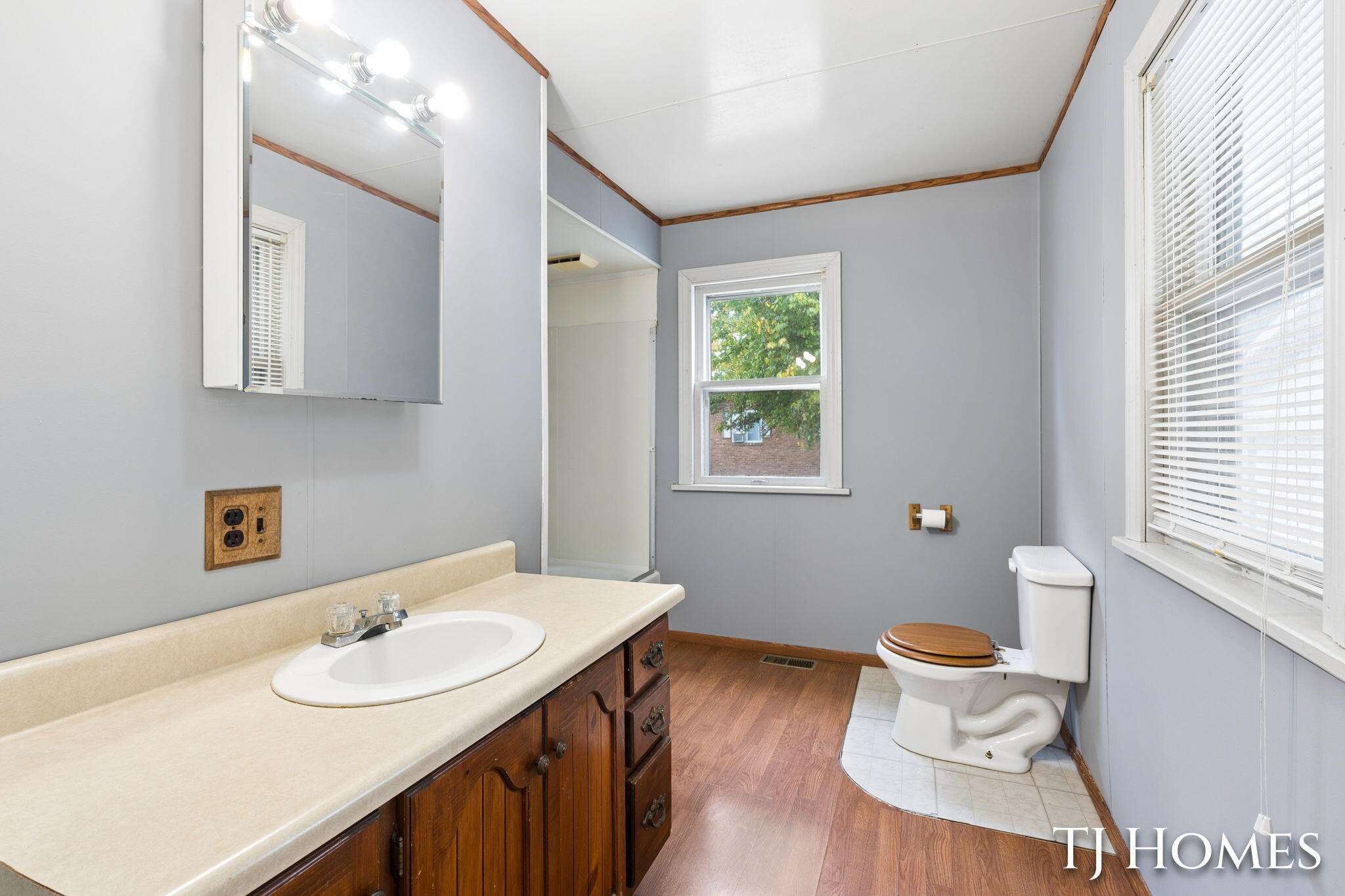 497 136th Avenue Holland MI 49424
