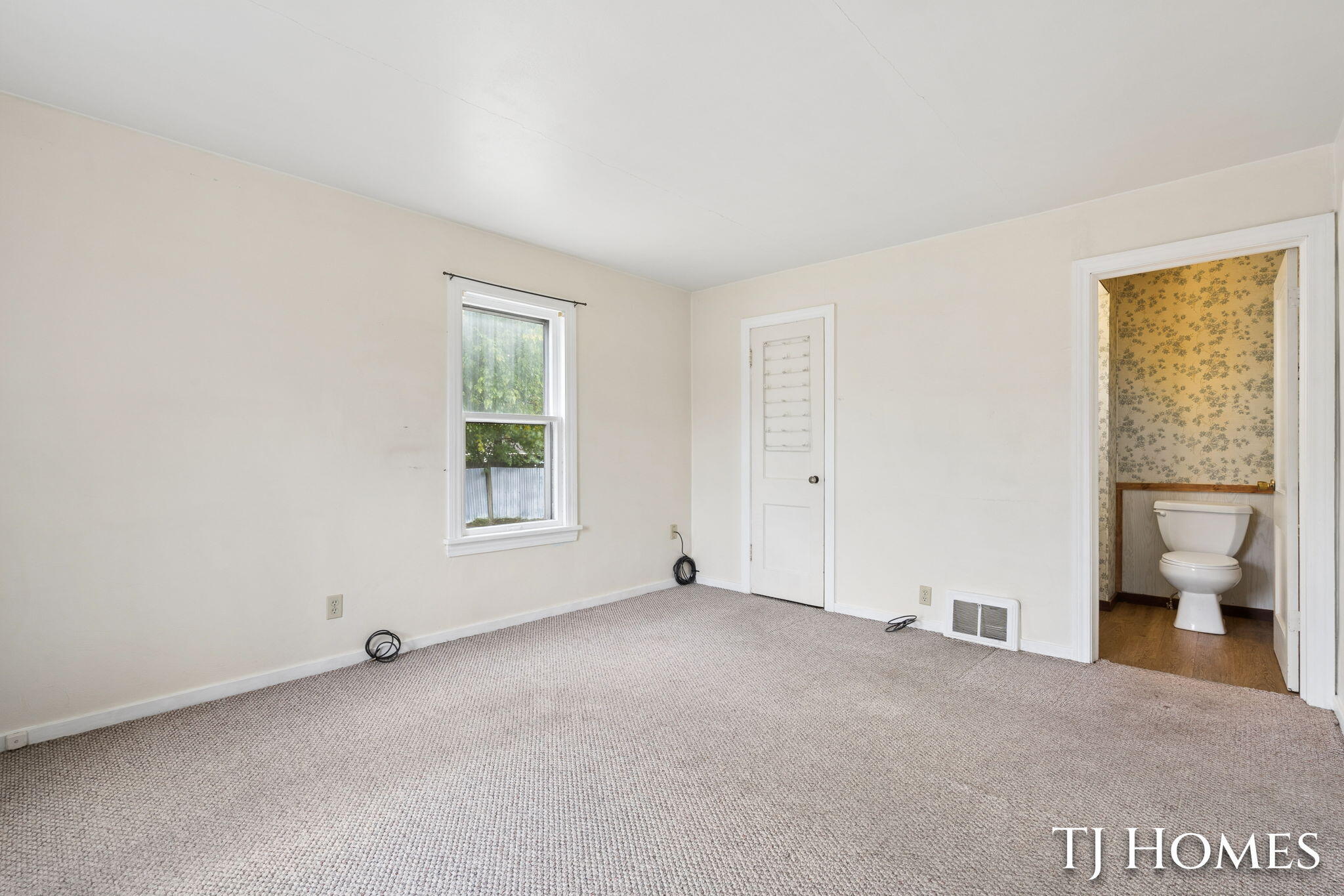 497 136th Avenue Holland MI 49424