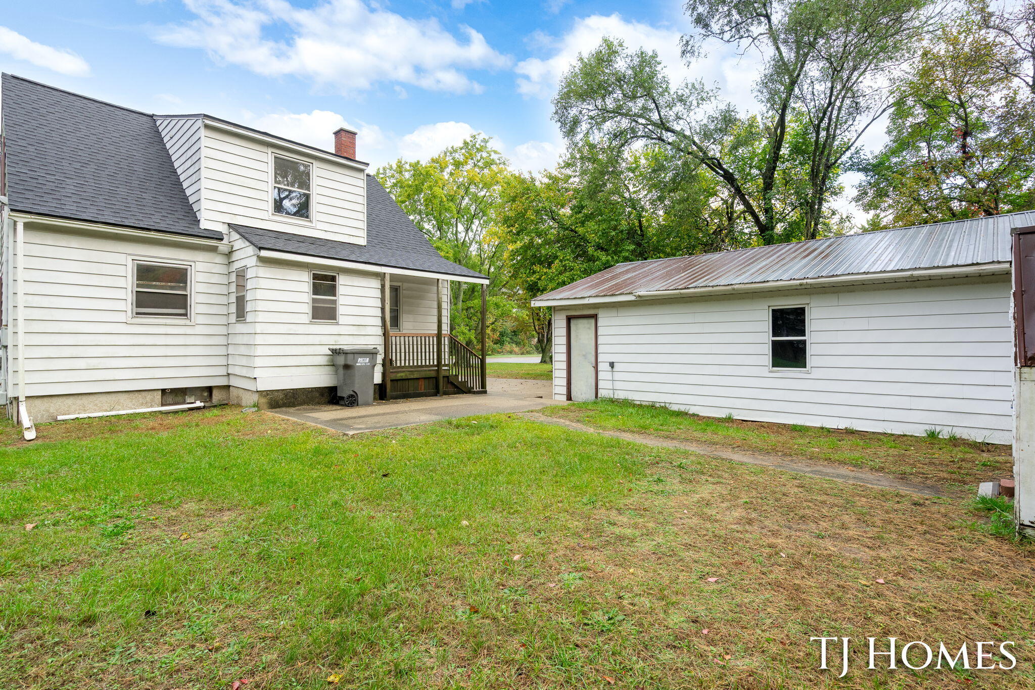497 136th Avenue Holland MI 49424