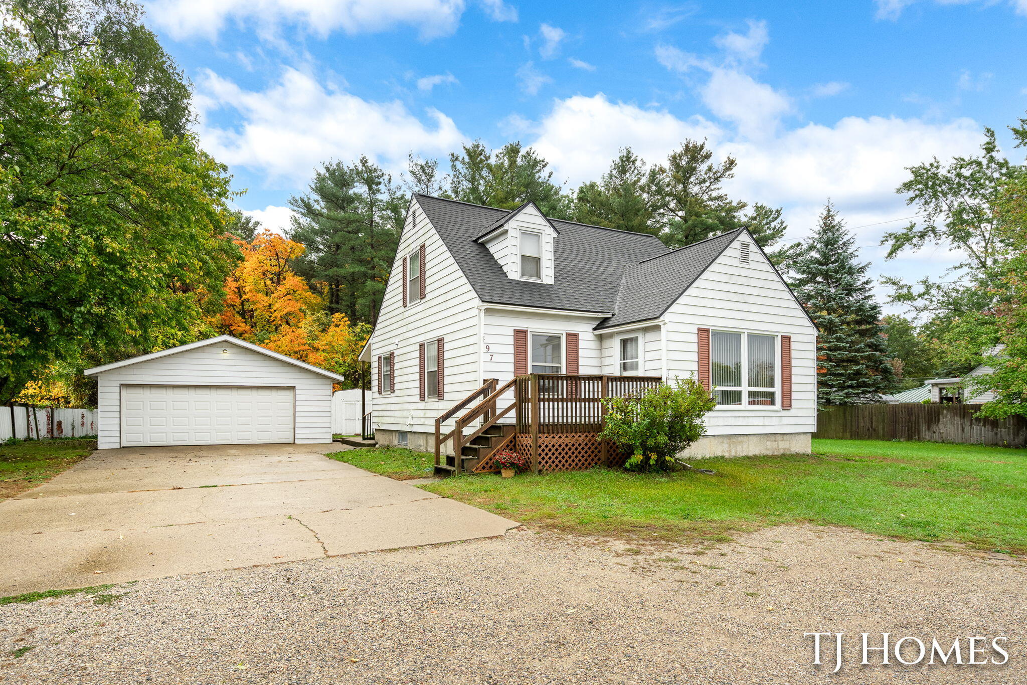 497 136th Avenue Holland MI 49424